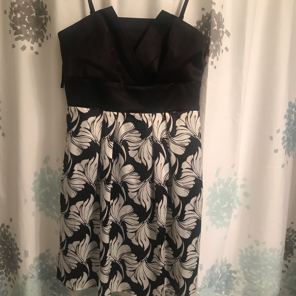 Cute cocktail-party dress